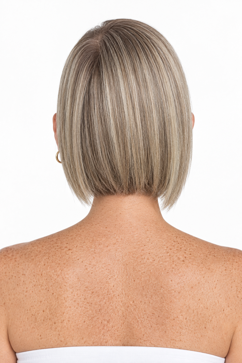 eluca bob rubio ceniza con mechas vista de espaldas