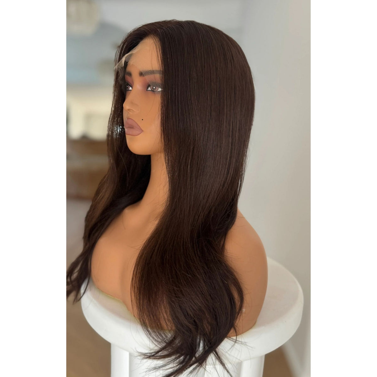 Peluca de pelo natural castaño oscuro con lace HD 5x5